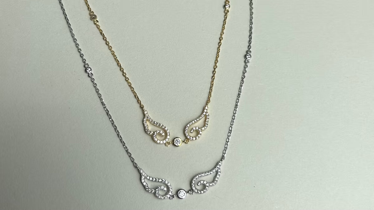 Sparkliest wings necklace N20 (GOLD)