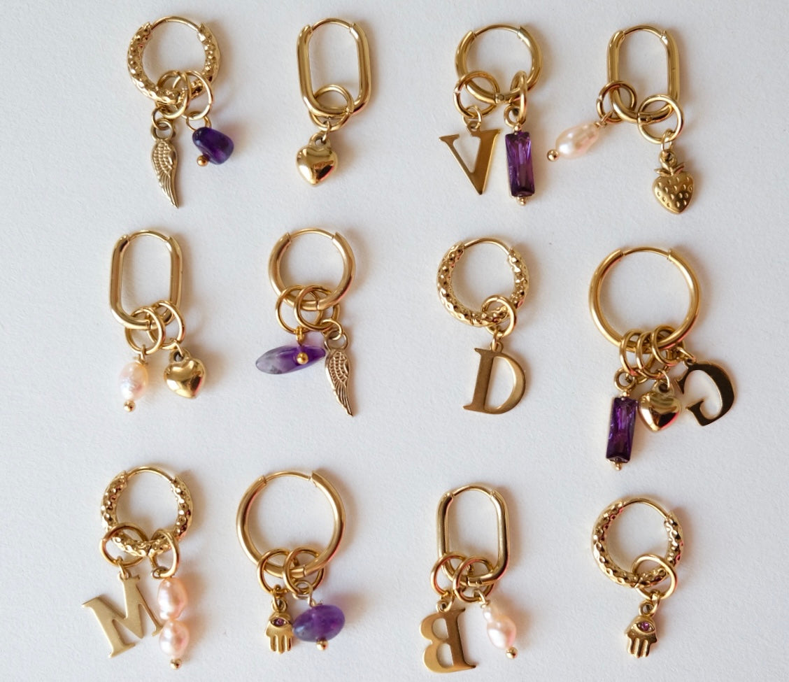 Shiny purple bar charm C37