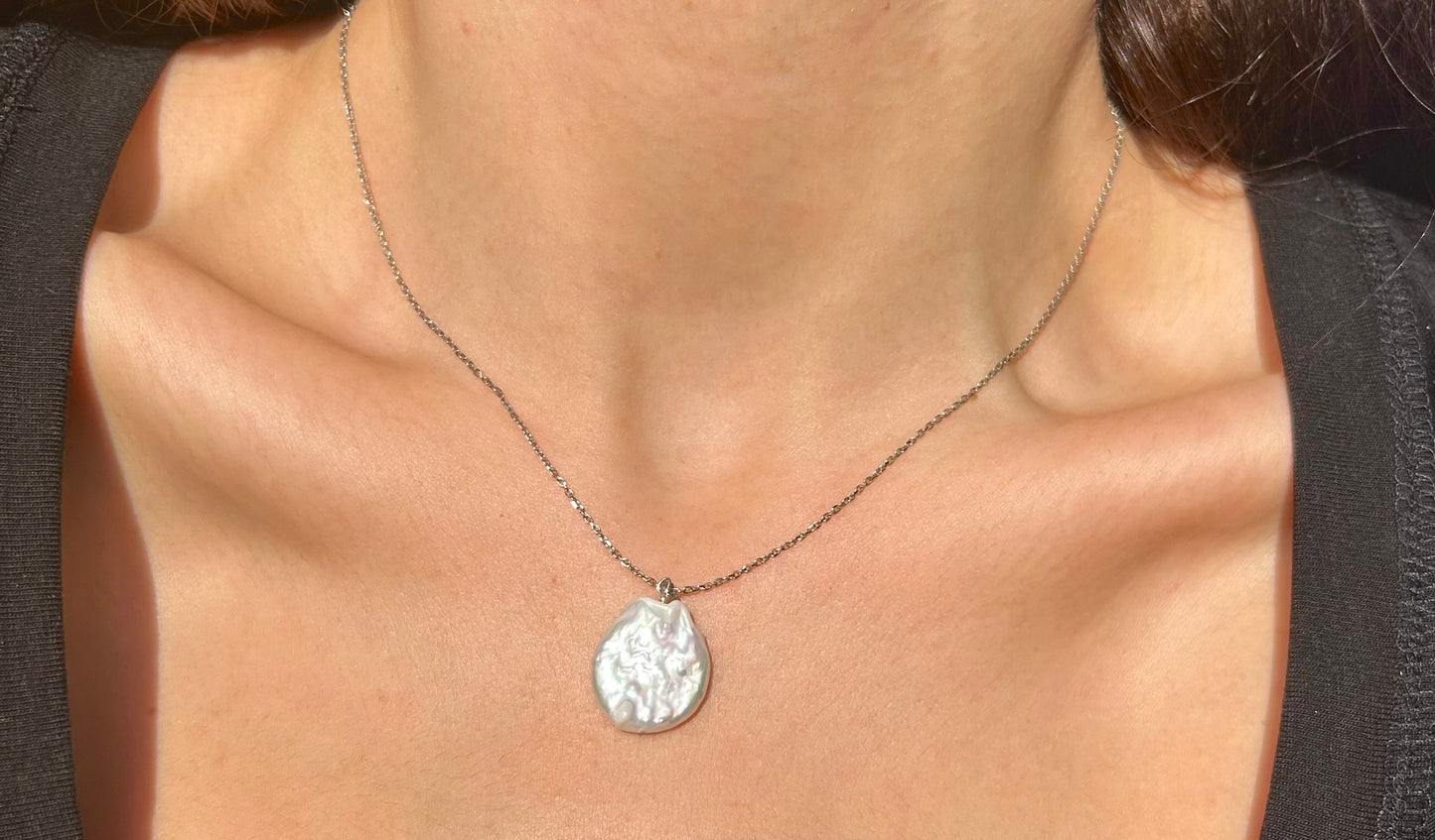 Natural baroque necklace N33