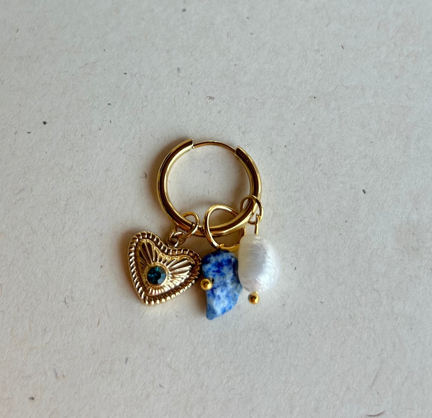Blue gemstone charm C61