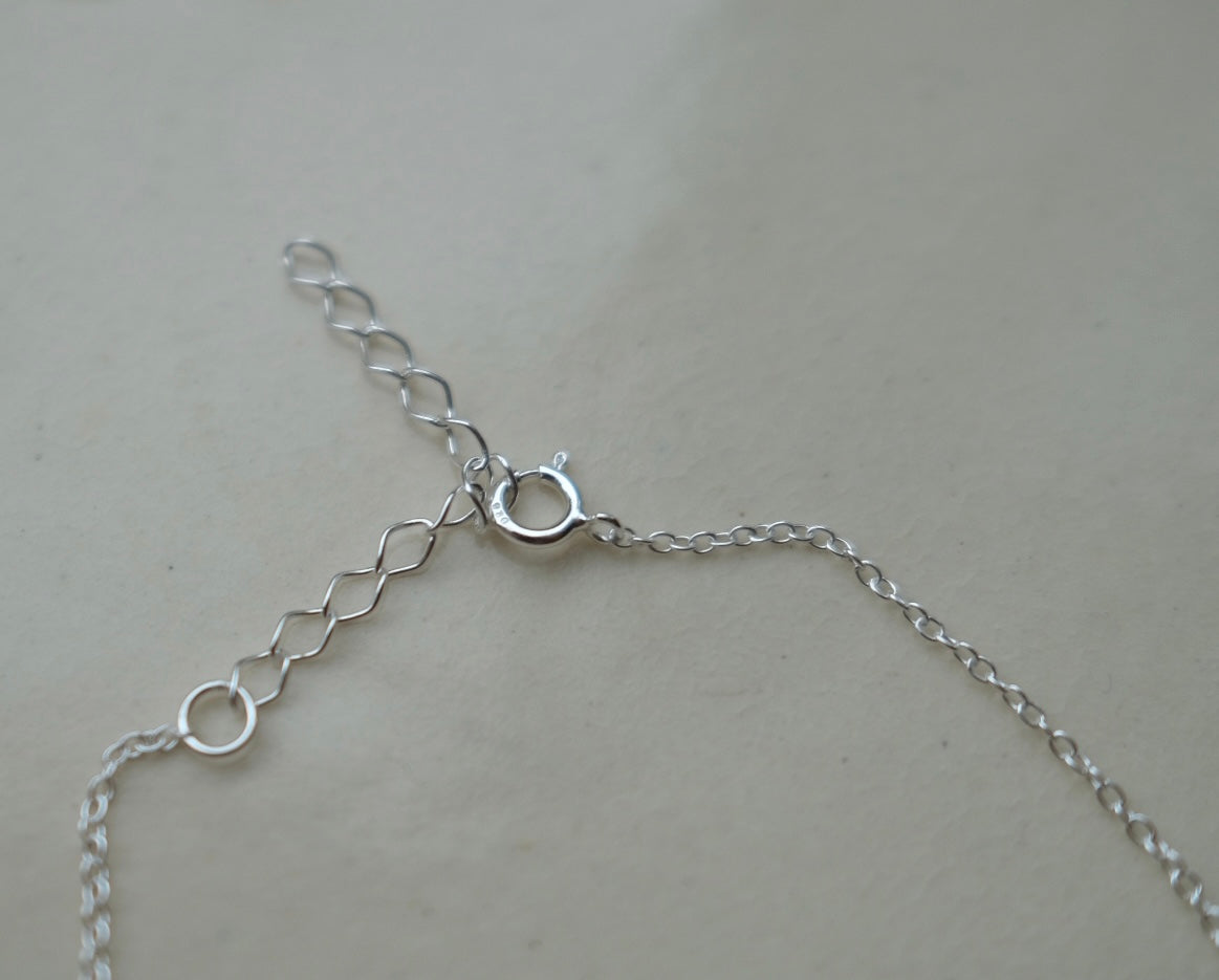 Shiny cross bracelet B9