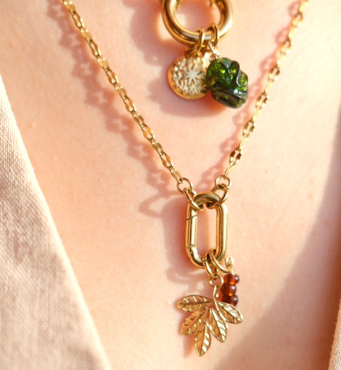 Circle star charm C79