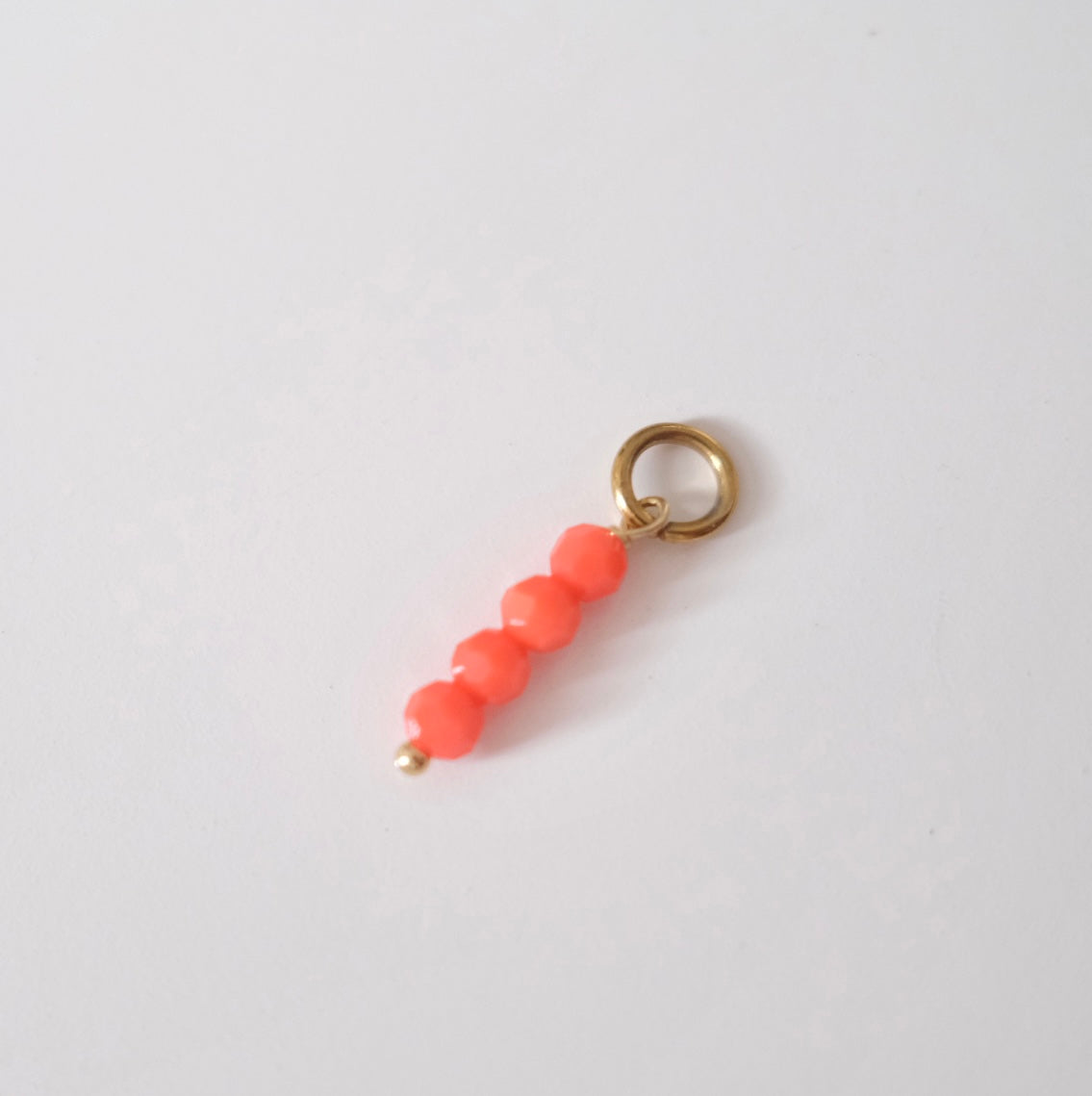 Coral bar charm C4