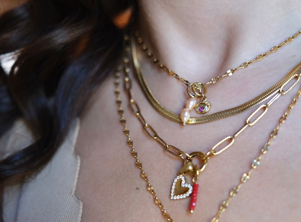 Tiny pink eye charm C36