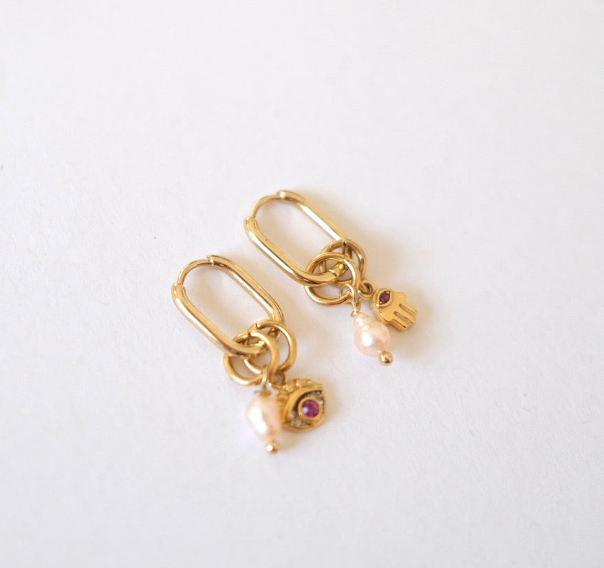 Pearly eye earparty CYO