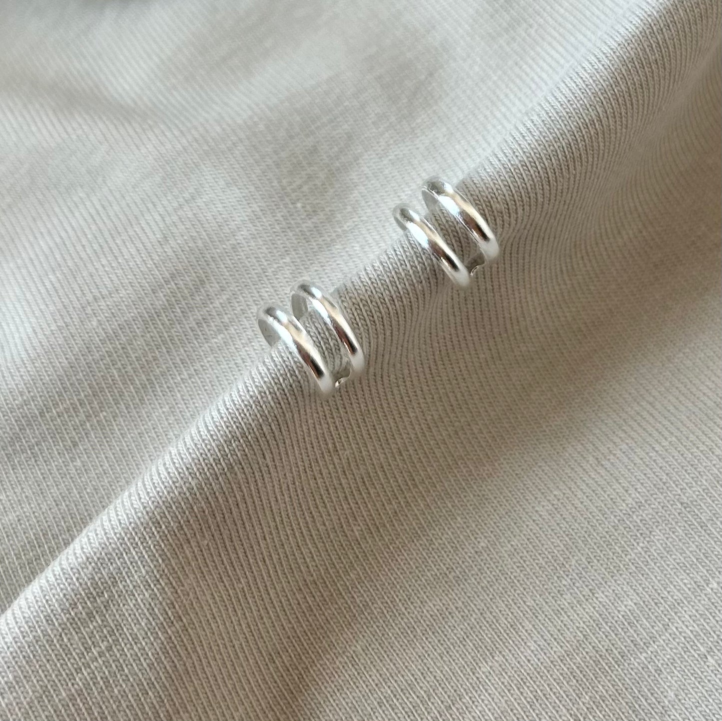 Nicki ear cuff E23