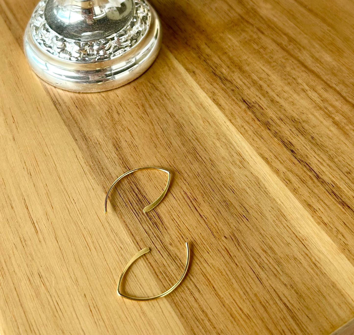 Tia thread earrings E26