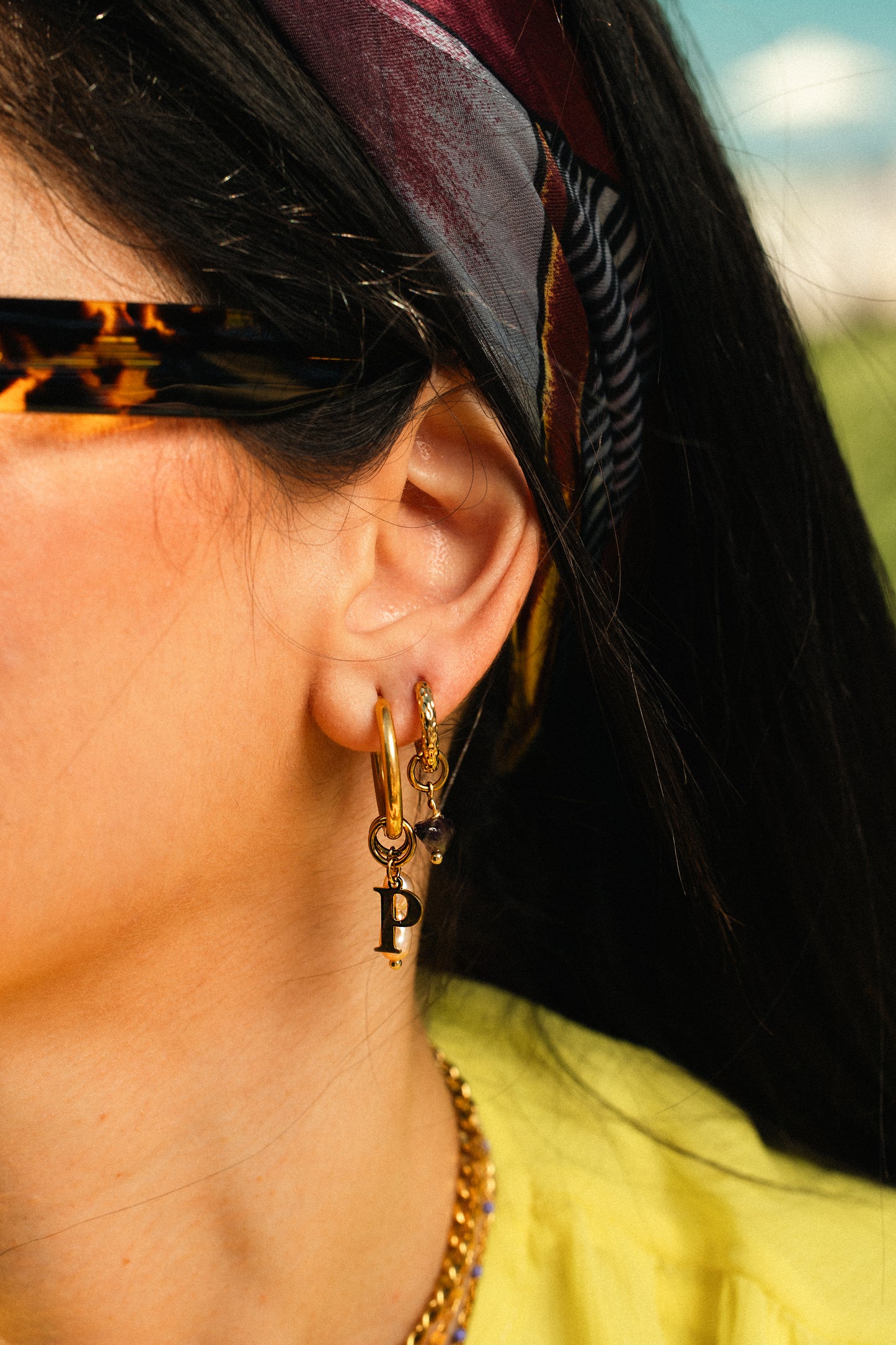 Black gemstone charm C46