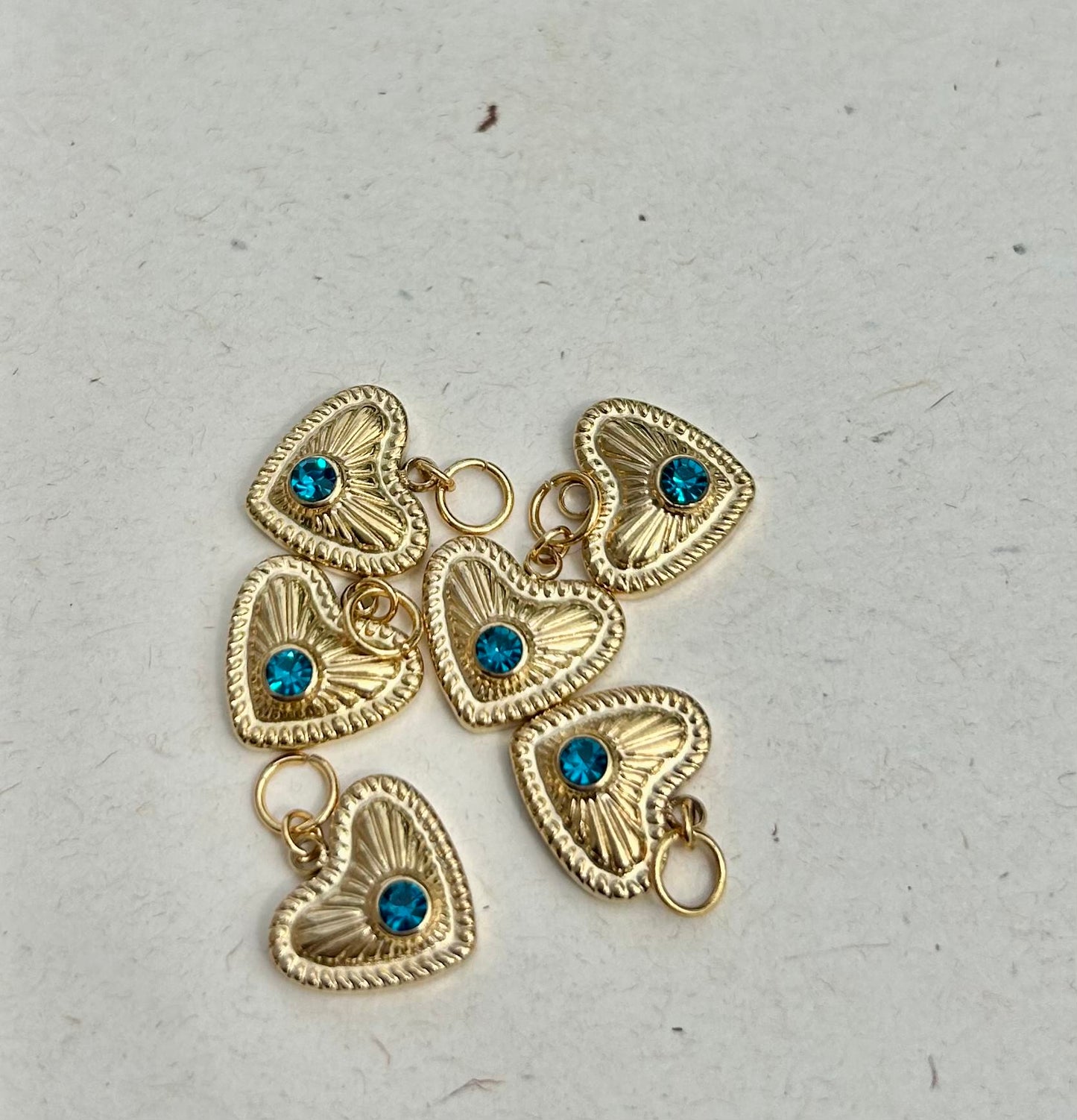 Blue love charm C4