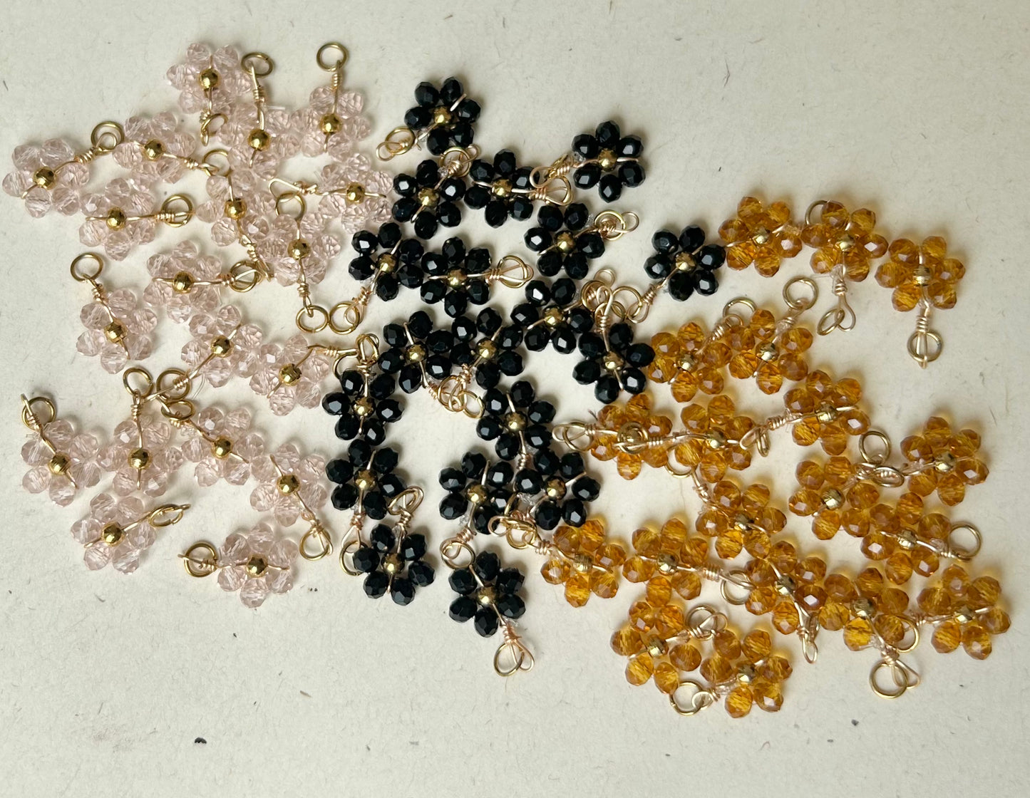 Black bloom charm C43