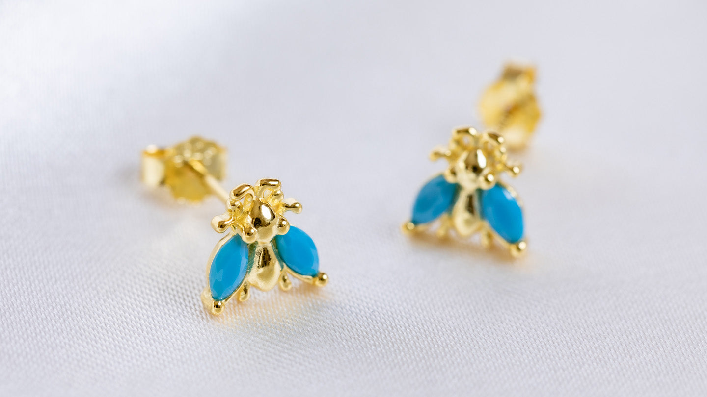 Queen bee stud earrings E46