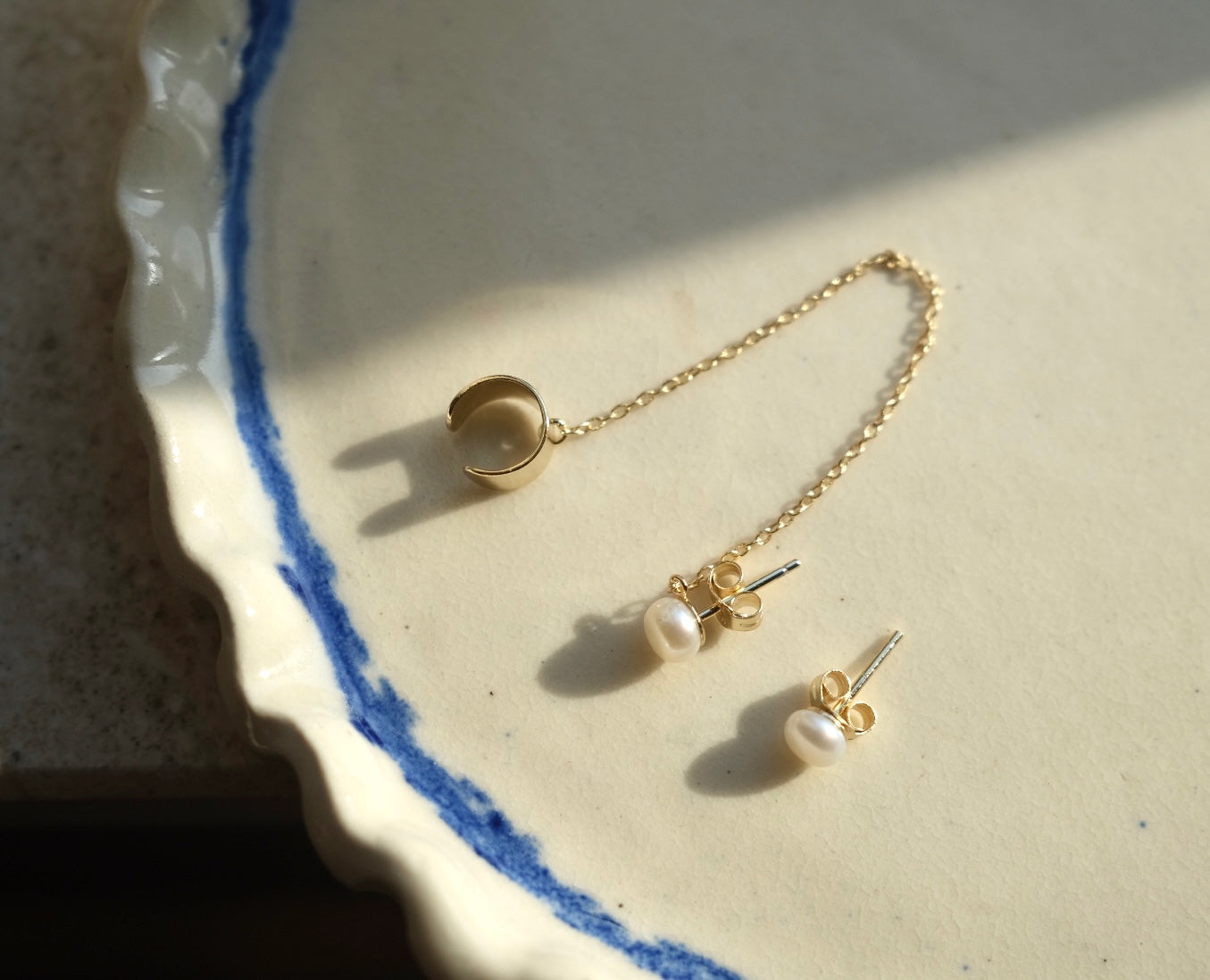 Dora ear cuff & earrings E13