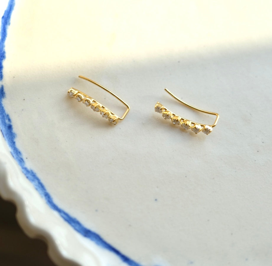 Charlotte ear climbers E28