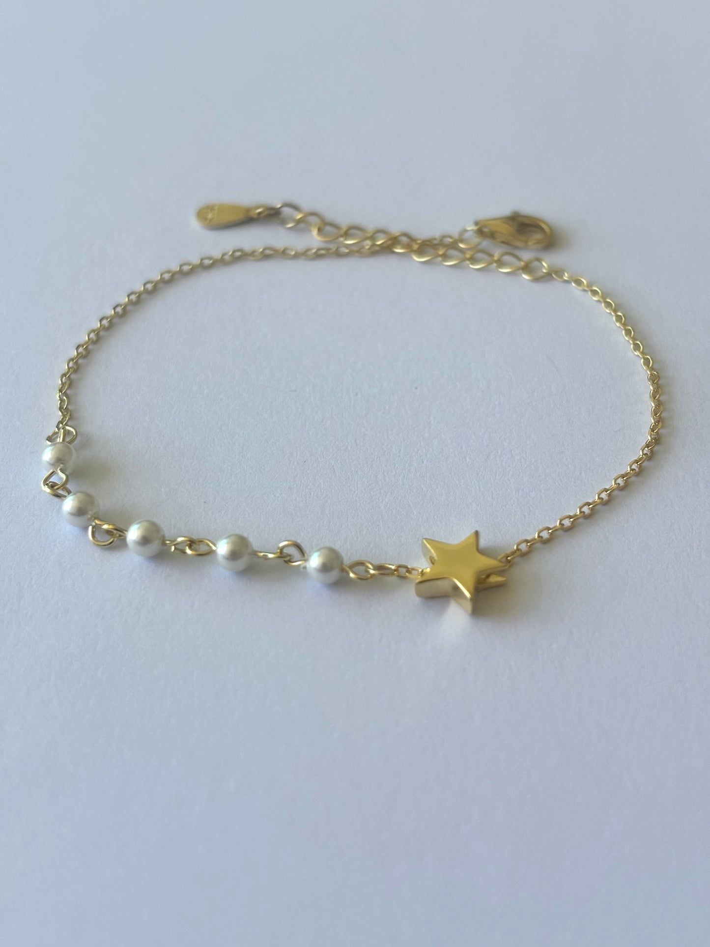 Golden Star Pearl Bracelet W12