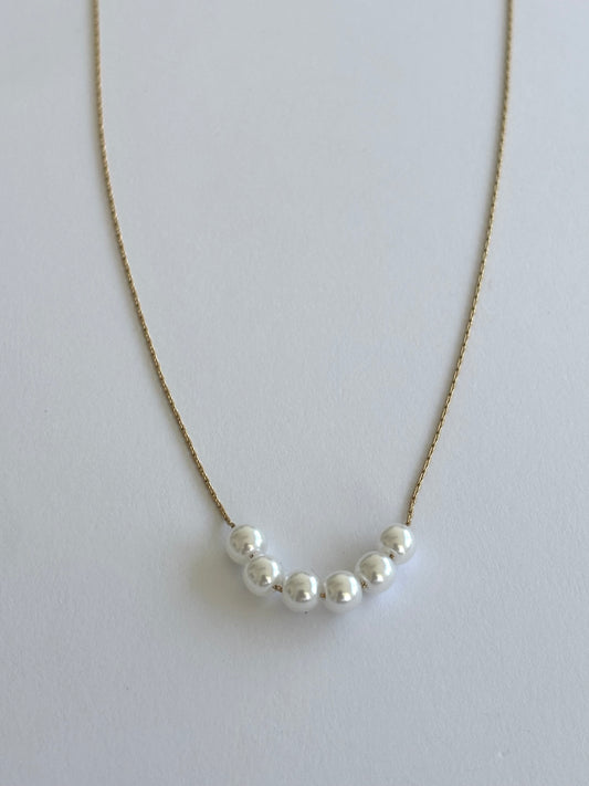 Kylie Pearl necklace N37