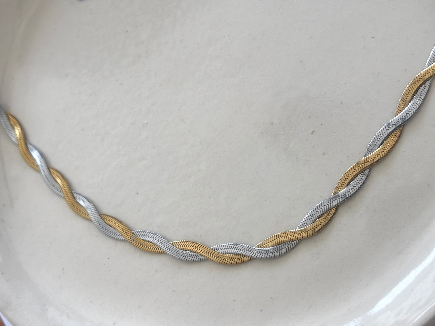 Twisted Duo Chain N39
