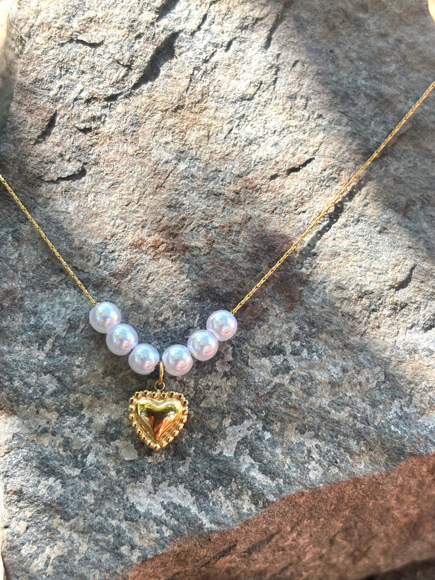 Kylie Heart Pearl Necklace N37