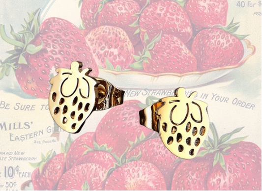 Strawberry jam studs E73