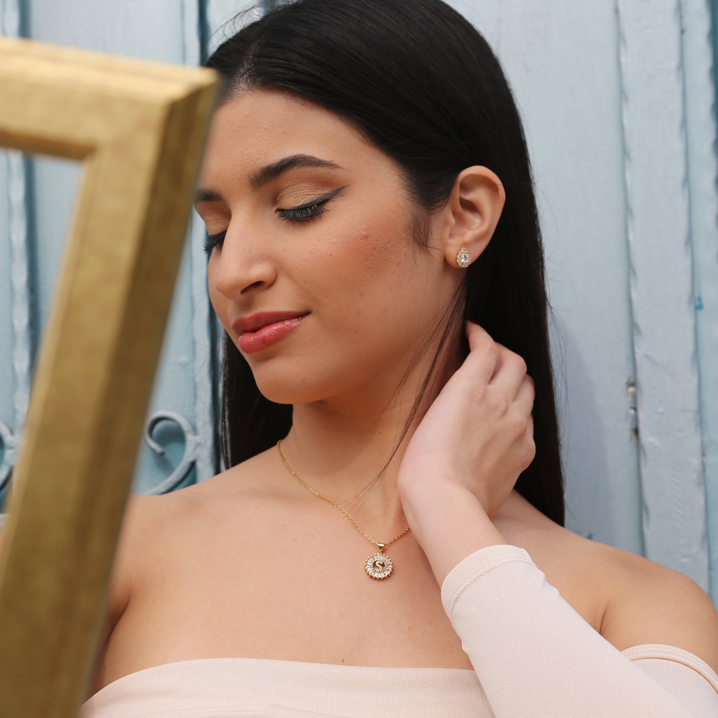 Hundred stones studs E43