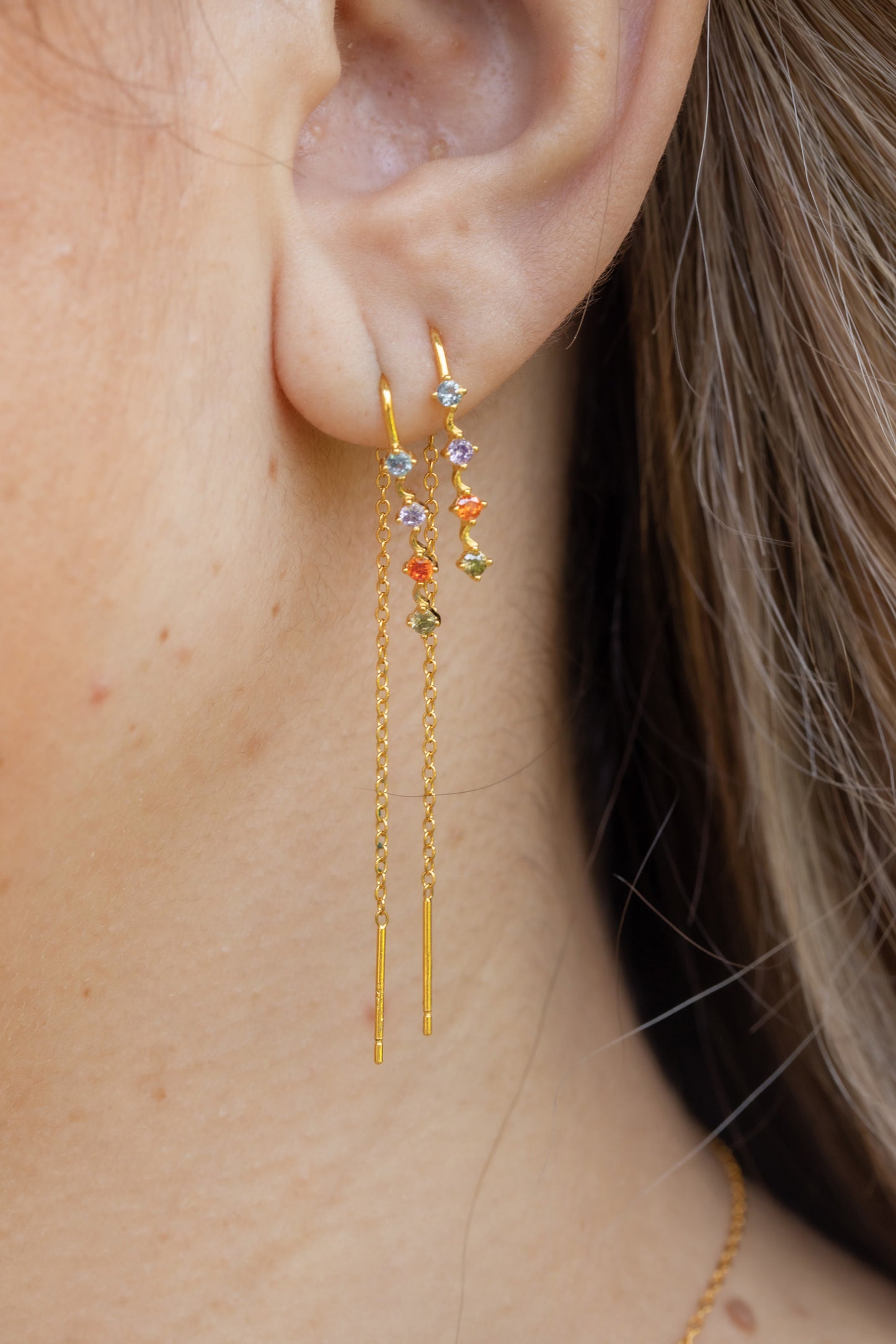 Athena's earrings E36