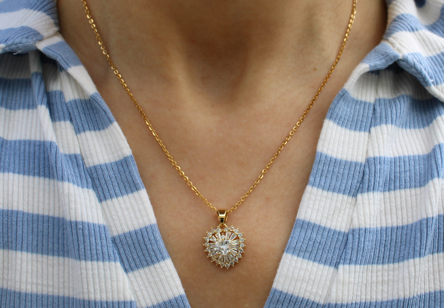 The sparkliest of all necklace N15