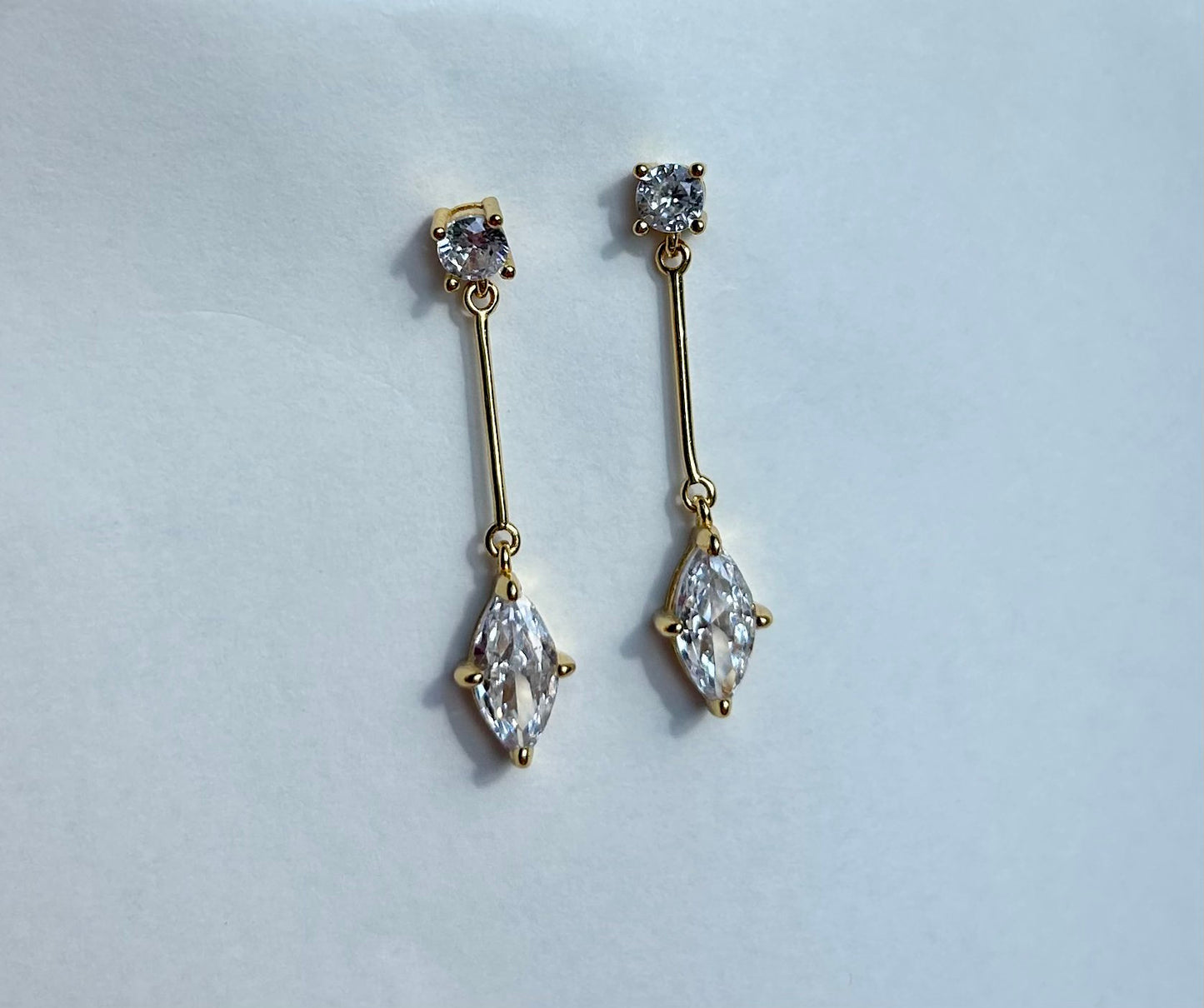 Loana drop earrings E59